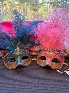 Teal & Pink Feathered Venetian Masquerade Masks - Pair